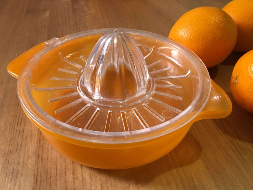 オレンジジュース絞り器