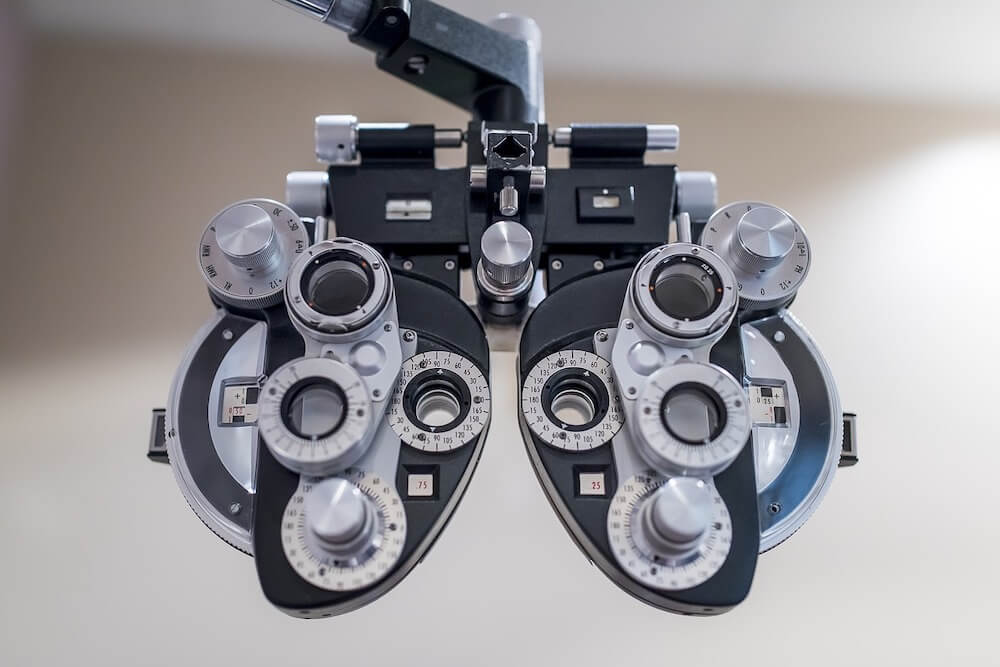 眼科視力検査容器具